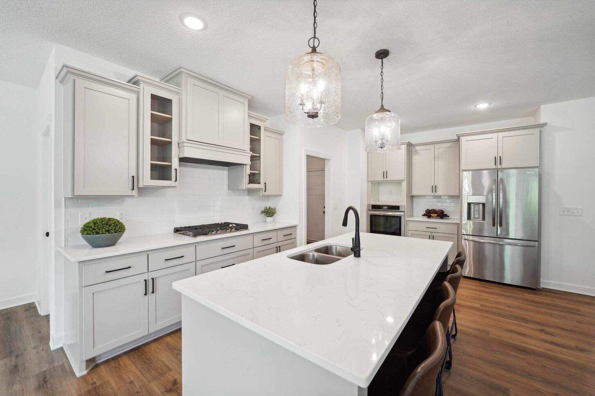 5033 Colonial CT, Alexandria, MN 56308