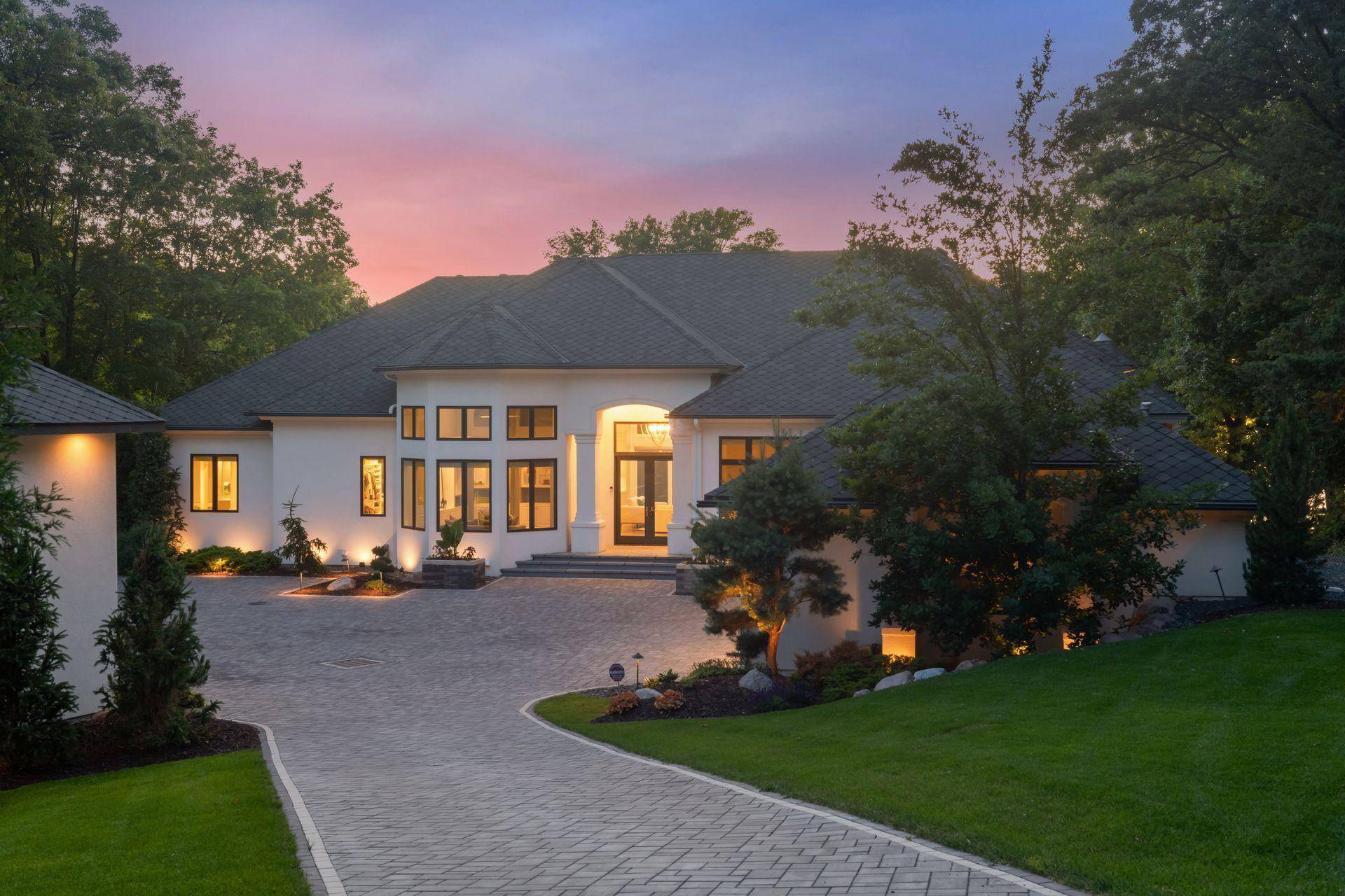 4145 Trillium LN E, Minnetrista, MN 55364