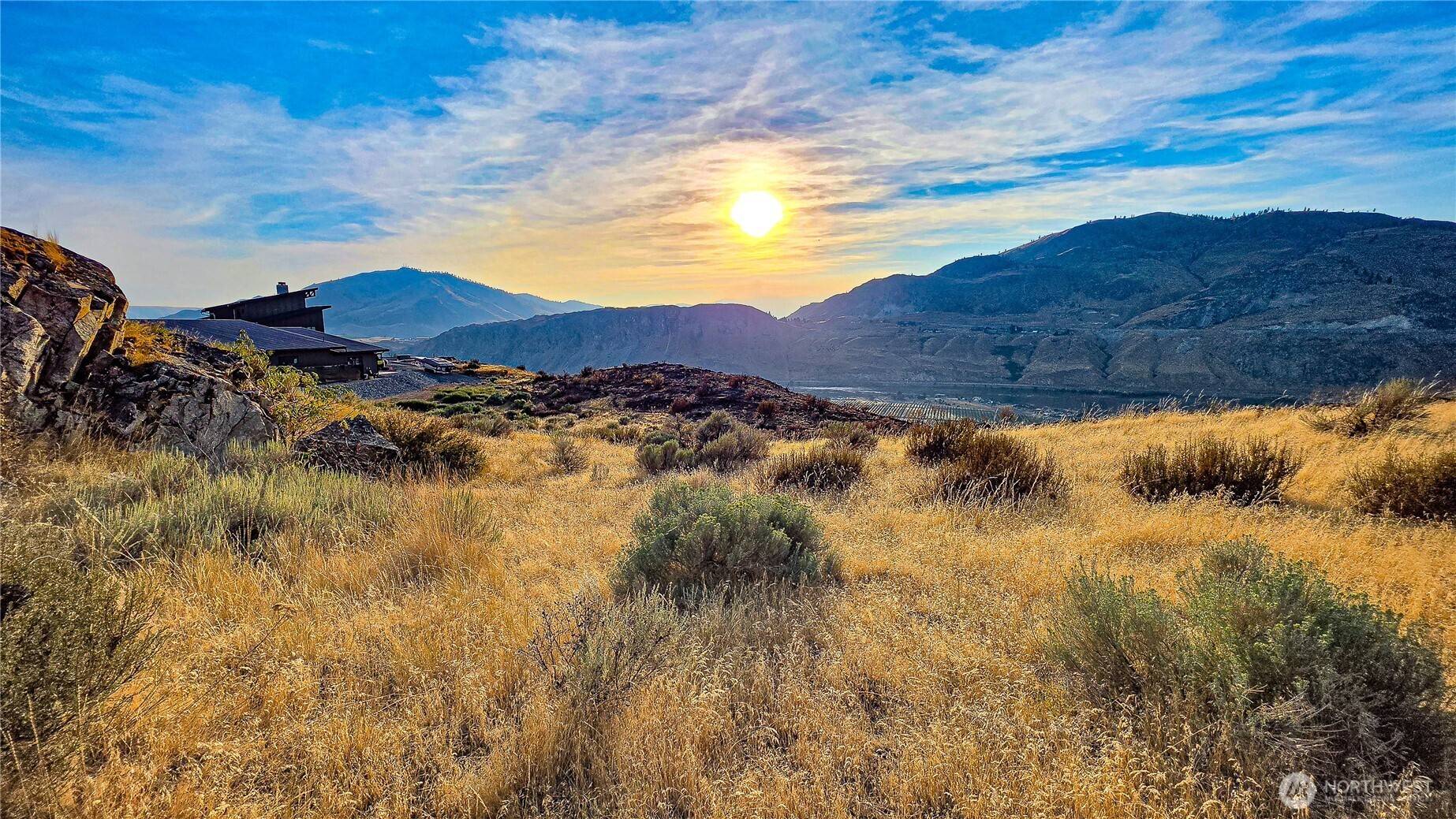 139 Ridge RD, Orondo, WA 98843