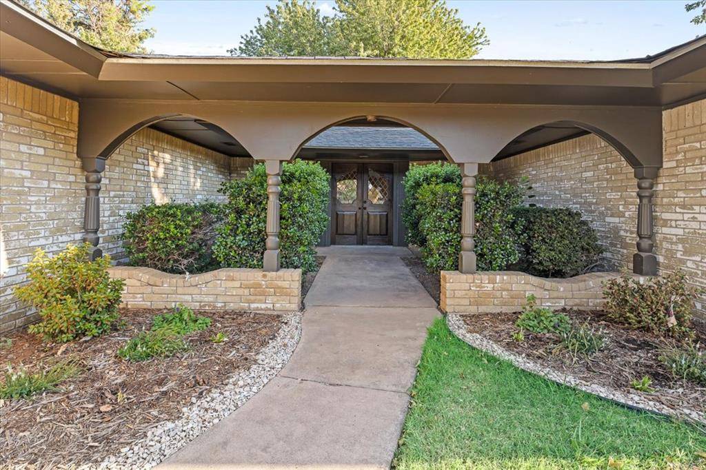 818 SW 26th PL, El Reno, OK 73036