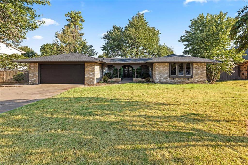 818 SW 26th PL, El Reno, OK 73036