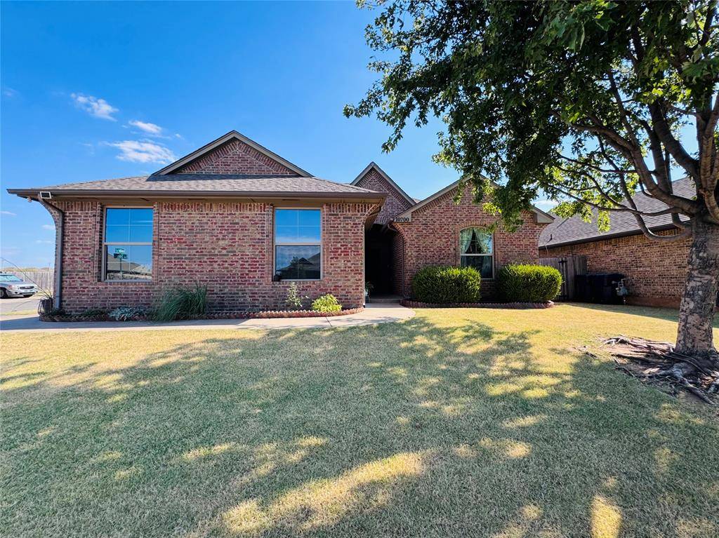 10700 SW 36th ST, Yukon, OK 73099
