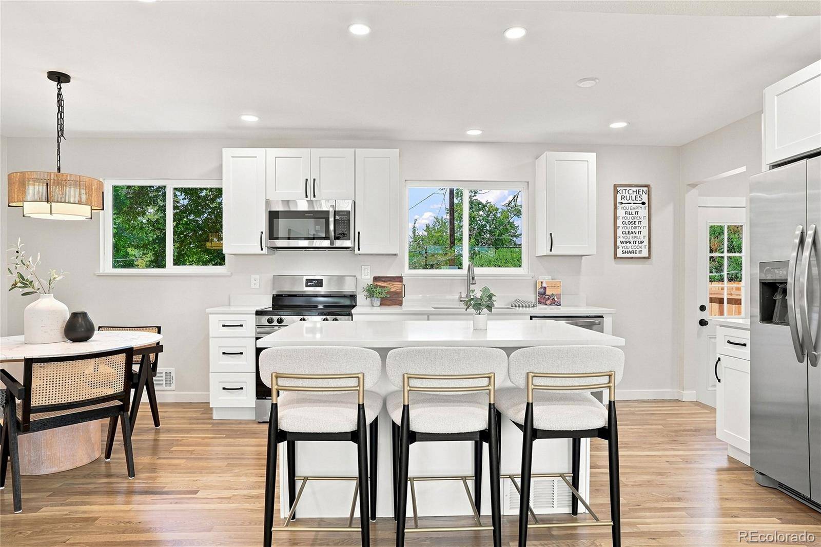 7110 W Iowa AVE, Lakewood, CO 80232