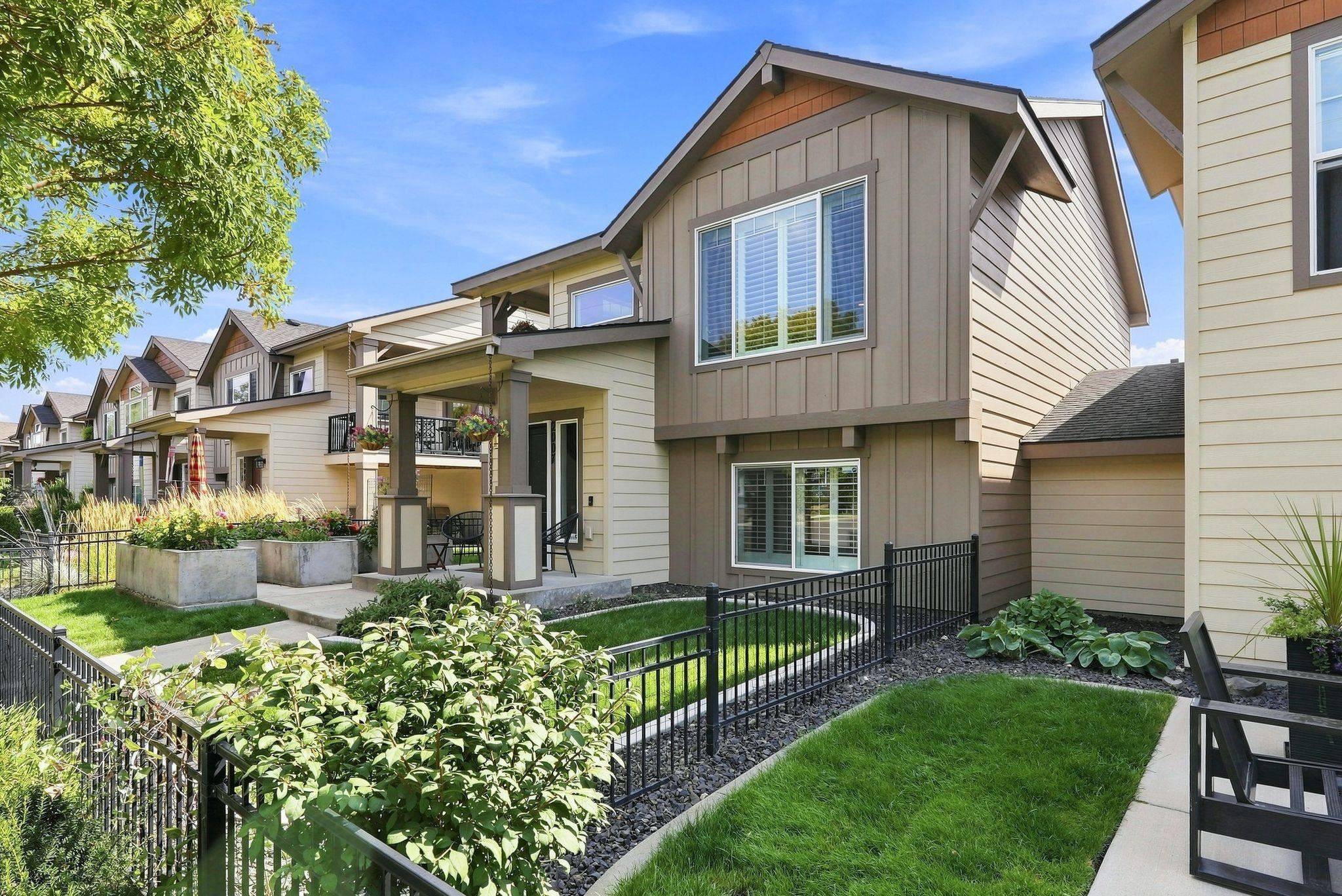 2007 W Bridge Ave, Spokane, WA 99201