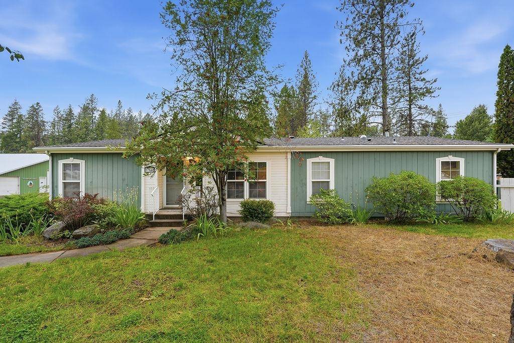 27609 N RIVER ESTATES Rd, Chattaroy, WA 99003