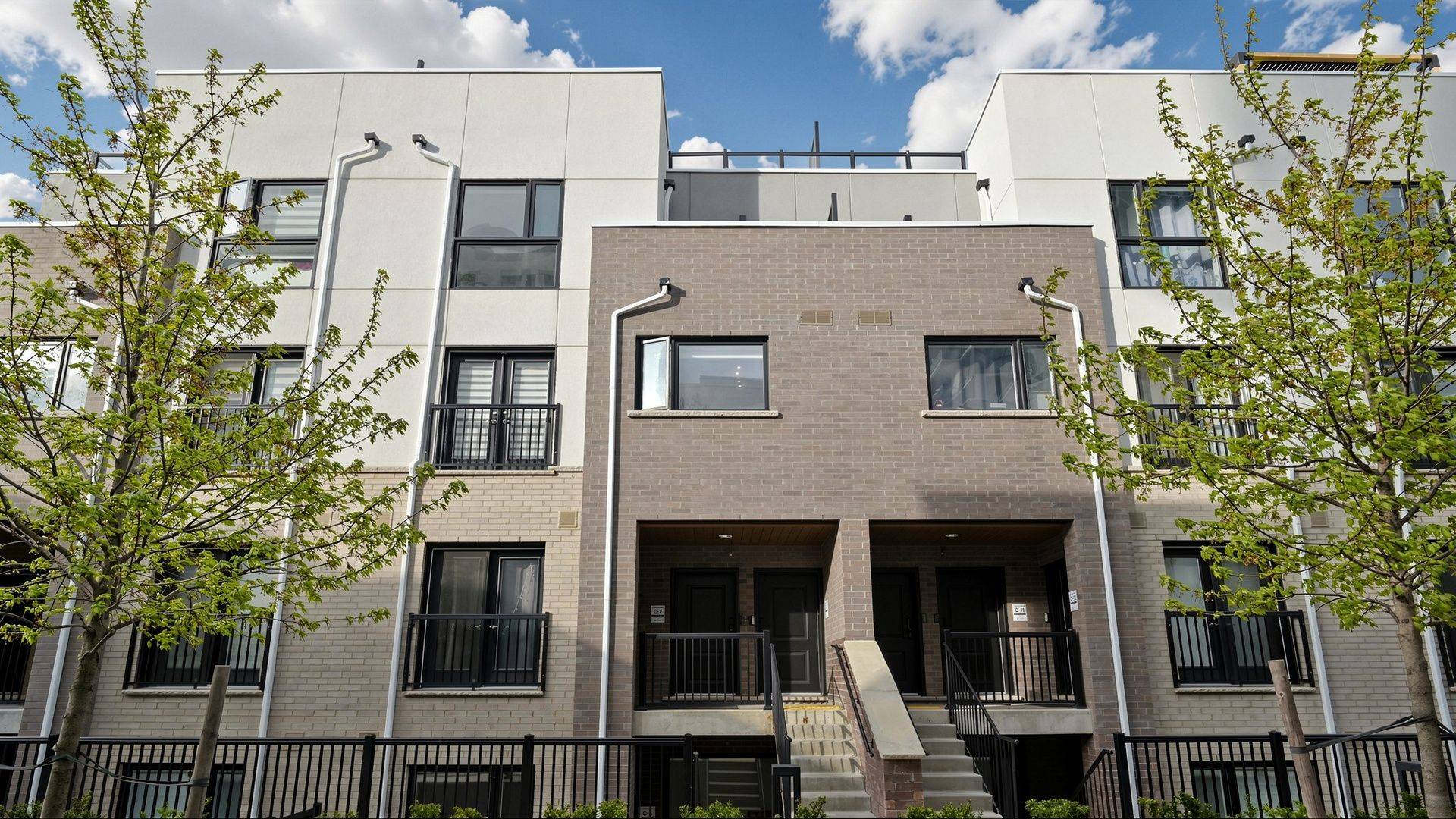 349 Wheat Boom DR #333, Oakville, ON L6H 7X5