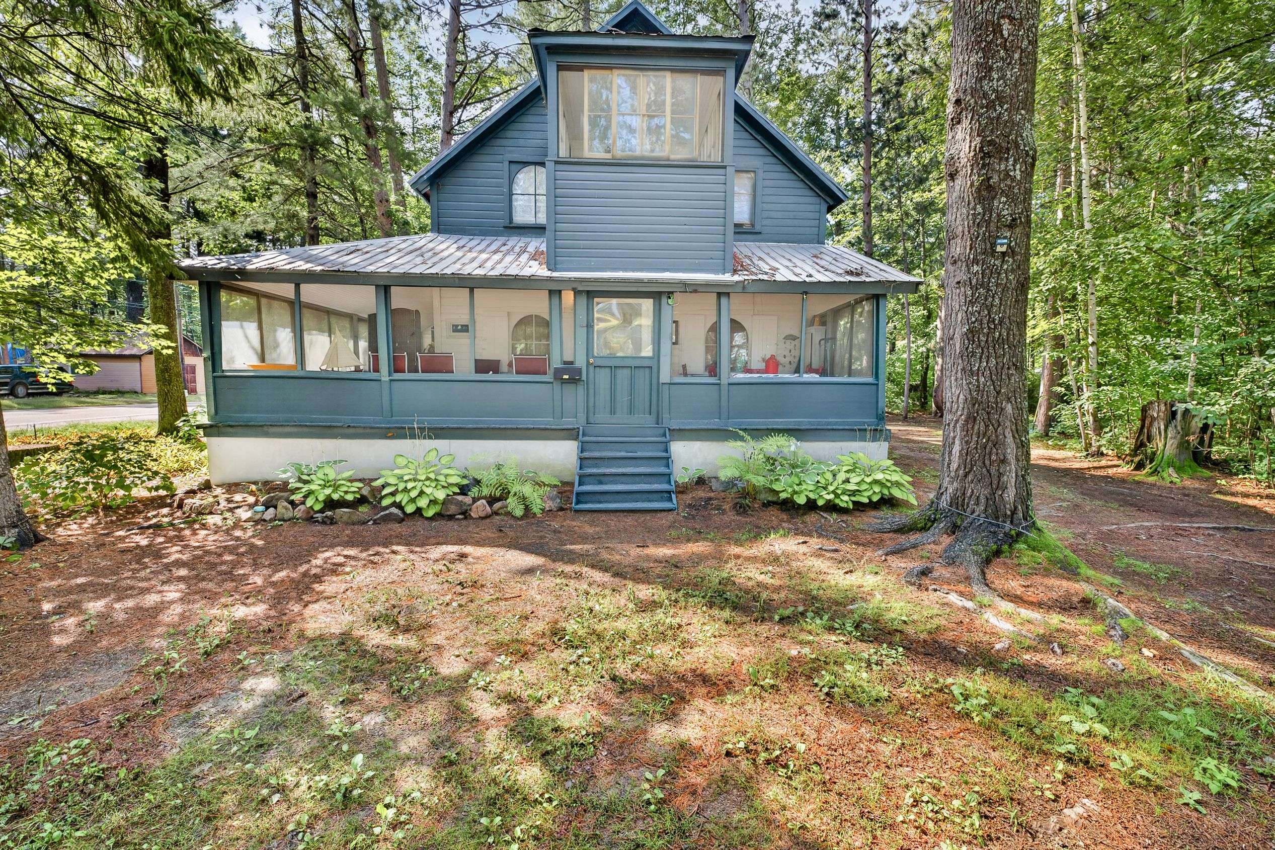 127 Alexandra ST, Petawawa, ON K8H 2R2