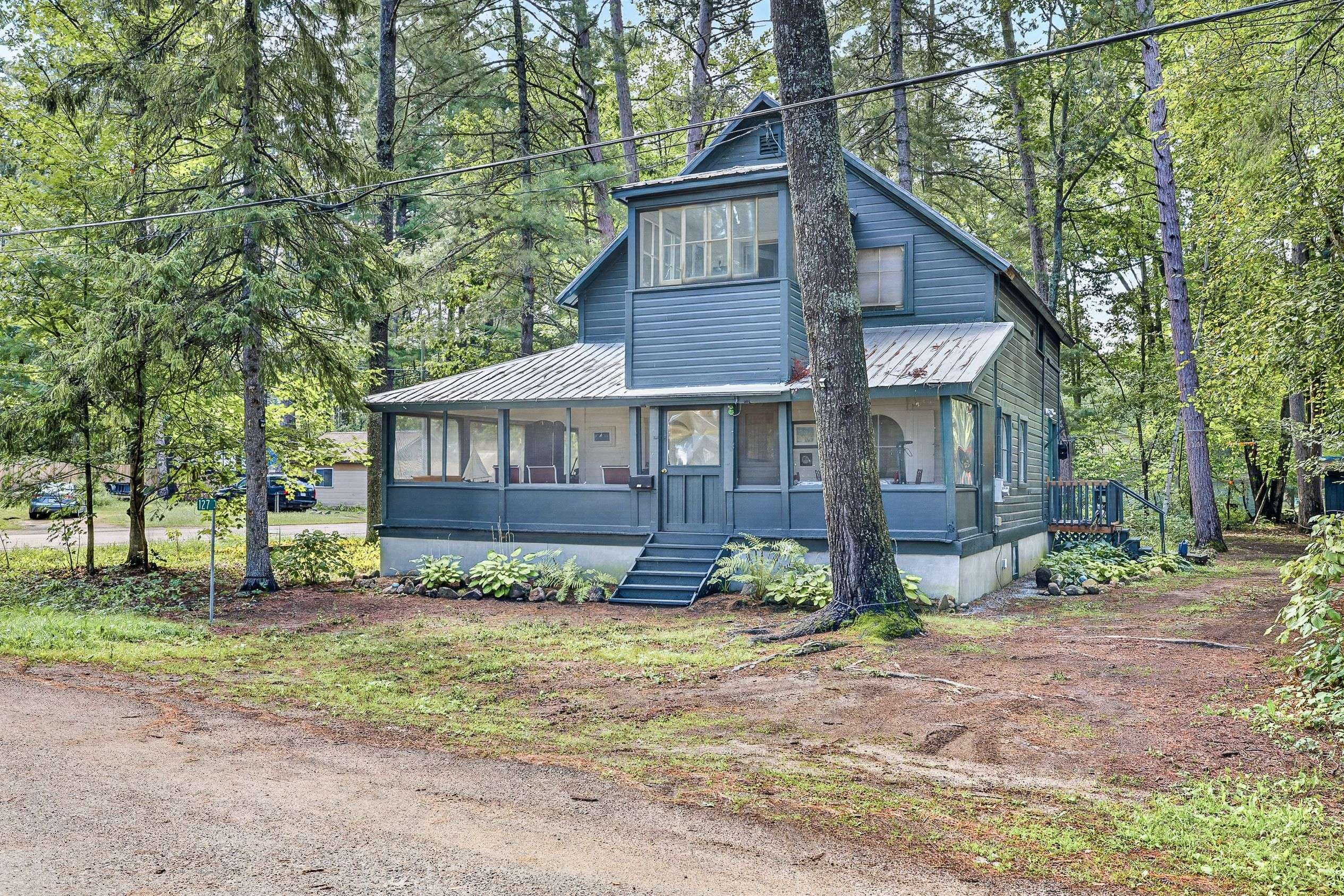 127 Alexandra ST, Petawawa, ON K8H 2R2