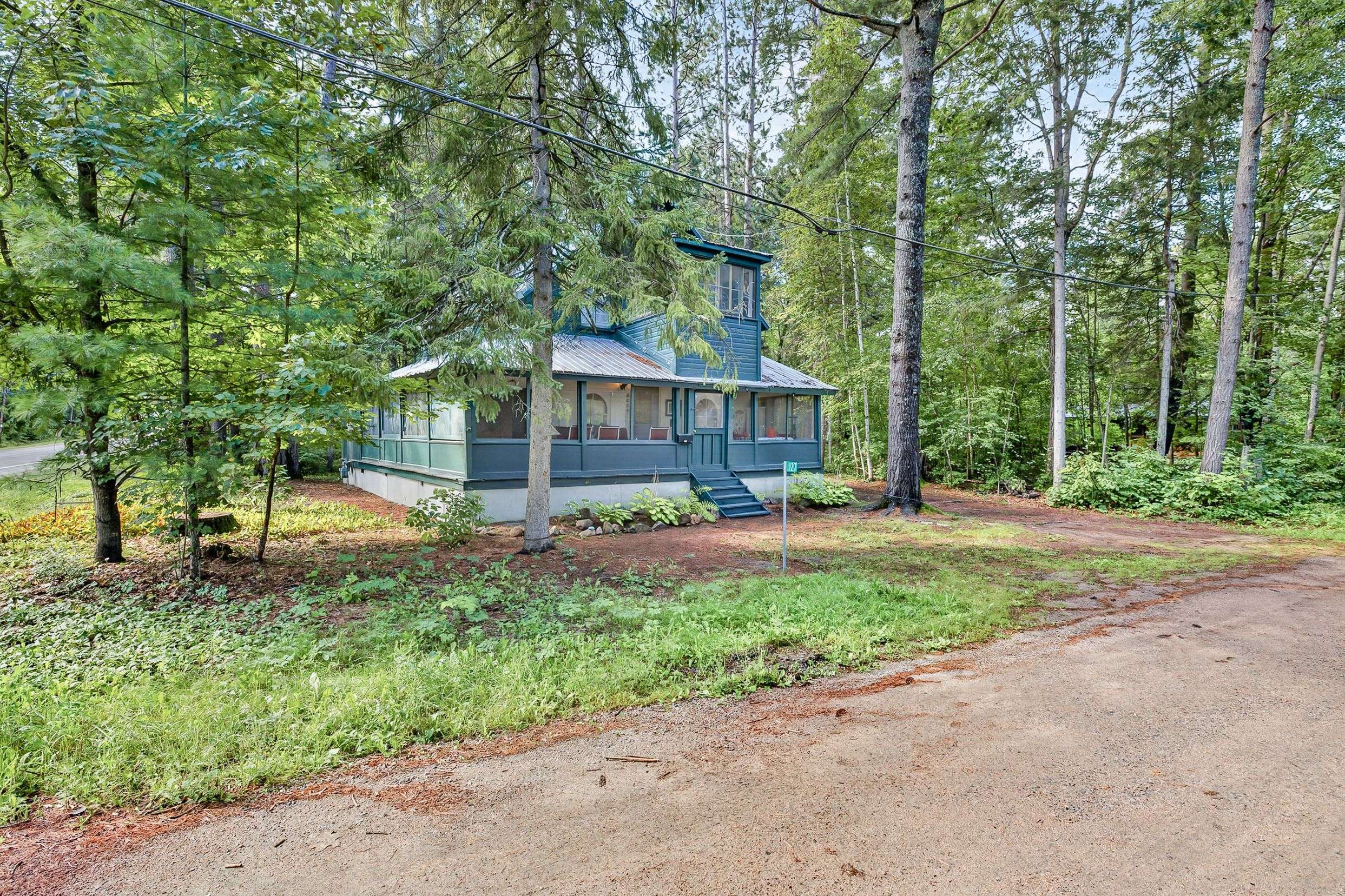 127 Alexandra ST, Petawawa, ON K8H 2R2