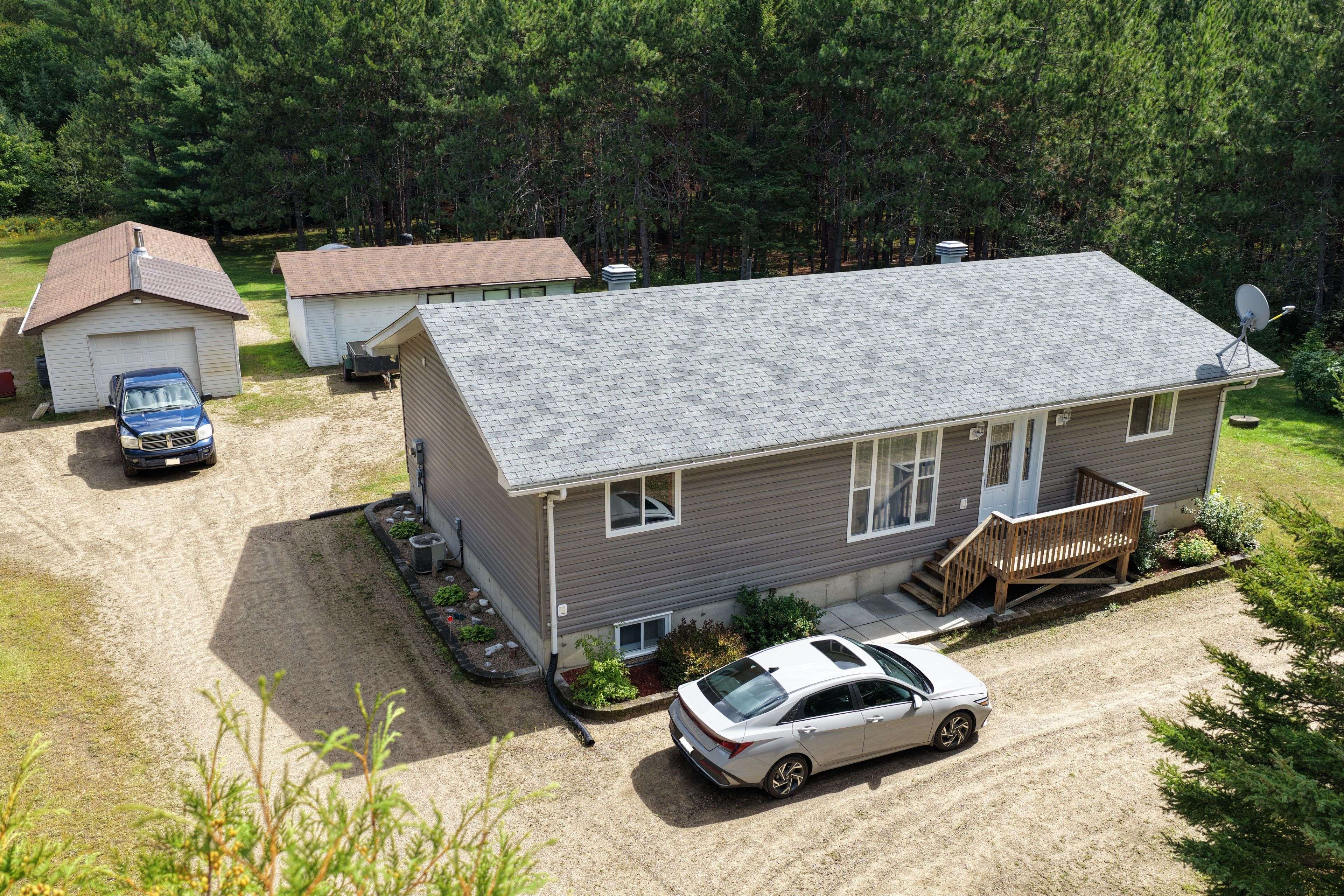 716 Cybulski RD, Madawaska Valley, ON K0J 1B0