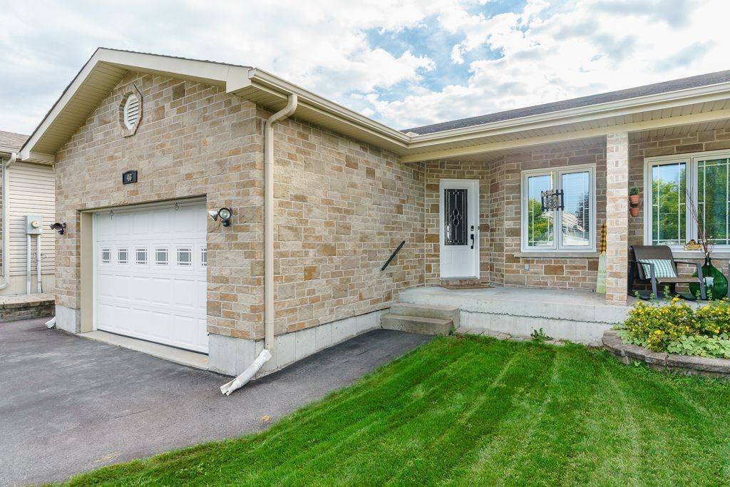 46 Sunset BLVD, Cornwall, ON K6H 7M3