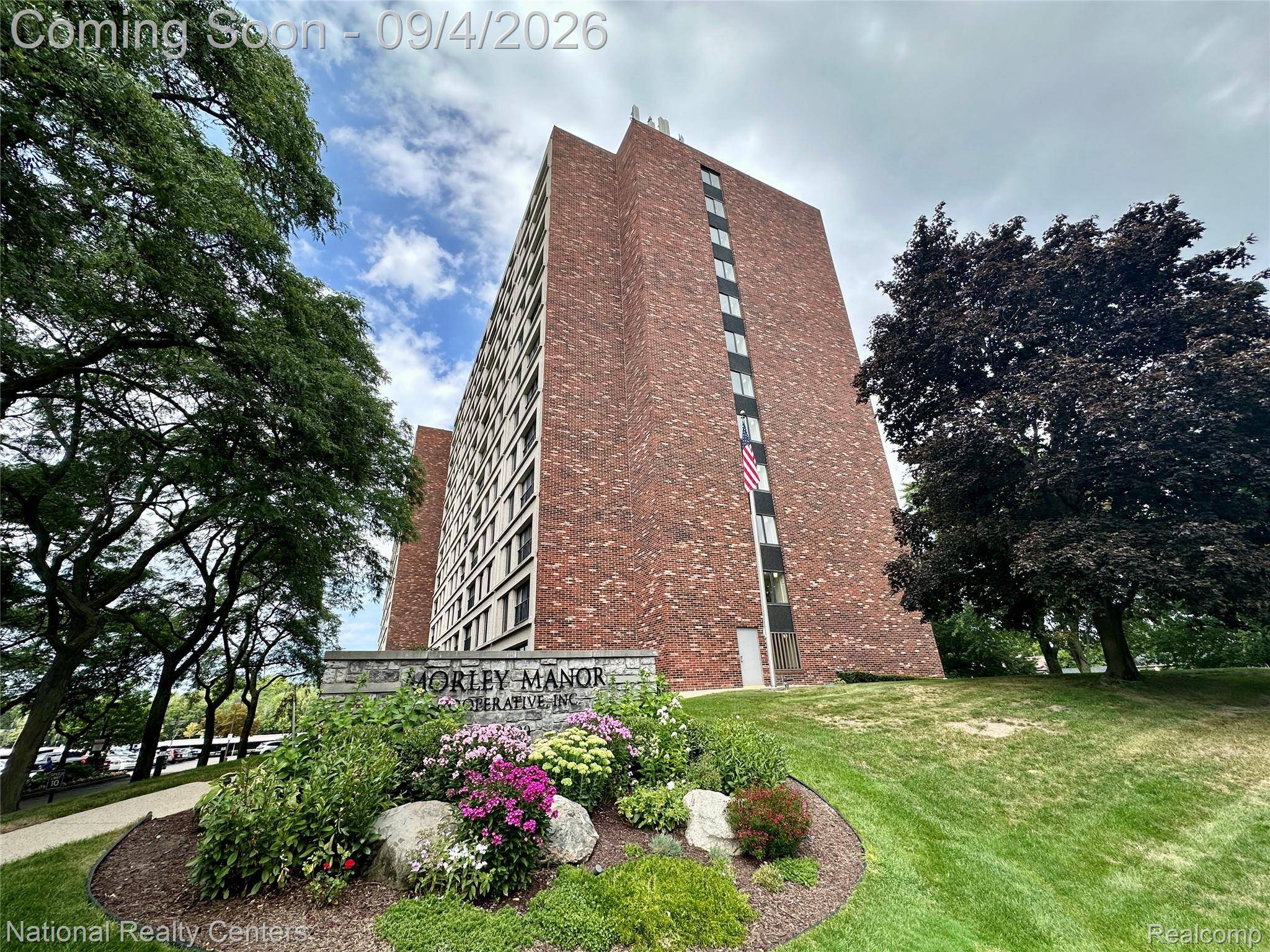 21800 Morley AVE #808, Dearborn, MI 48124