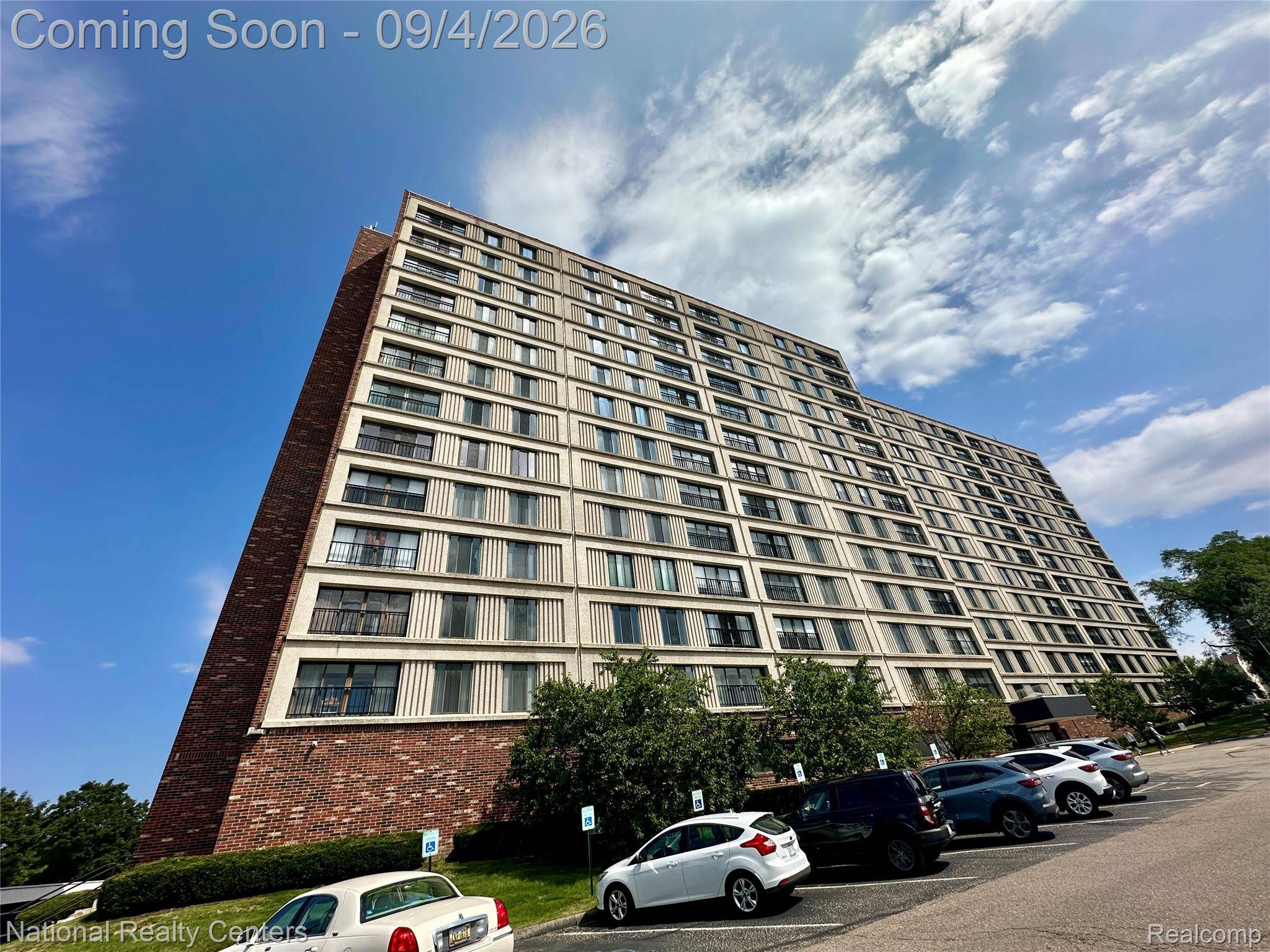 21800 Morley AVE #808, Dearborn, MI 48124