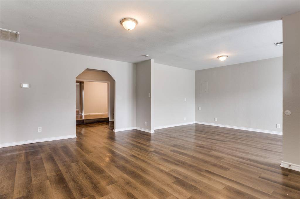2624 Frazier Avenue, Fort Worth, TX 76110