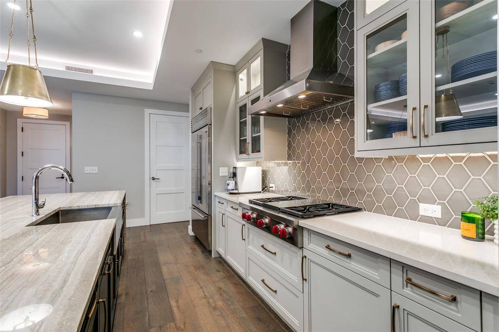 350 Central Avenue #206, Southlake, TX 76092