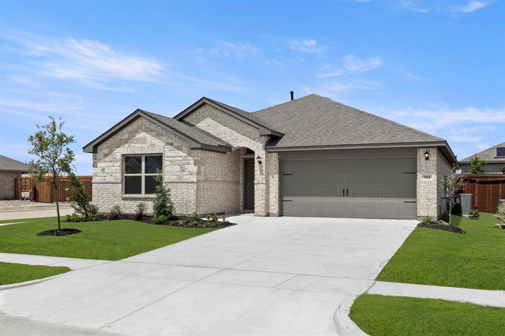 114 Bandit Trail, Terrell, TX 75160