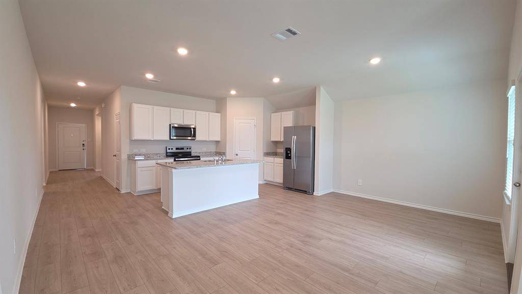 211 Desert Willow Drive, Royse City, TX 75189