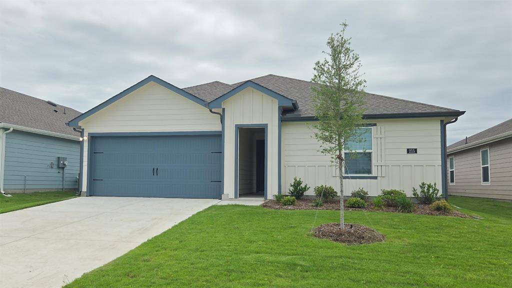 215 Desert Willow Way, Royse City, TX 75189