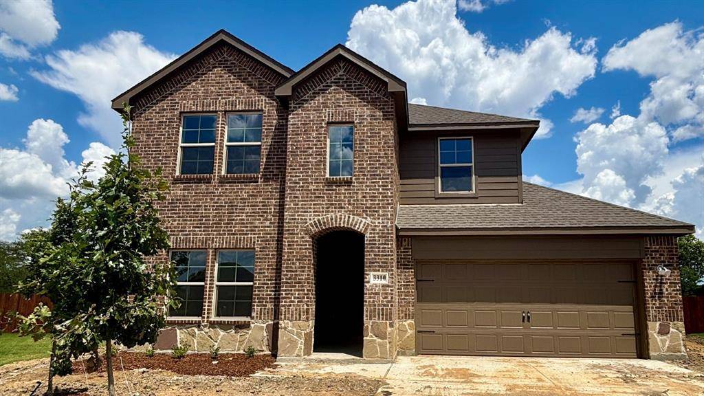 3310 Charleston Drive, Ennis, TX 75119