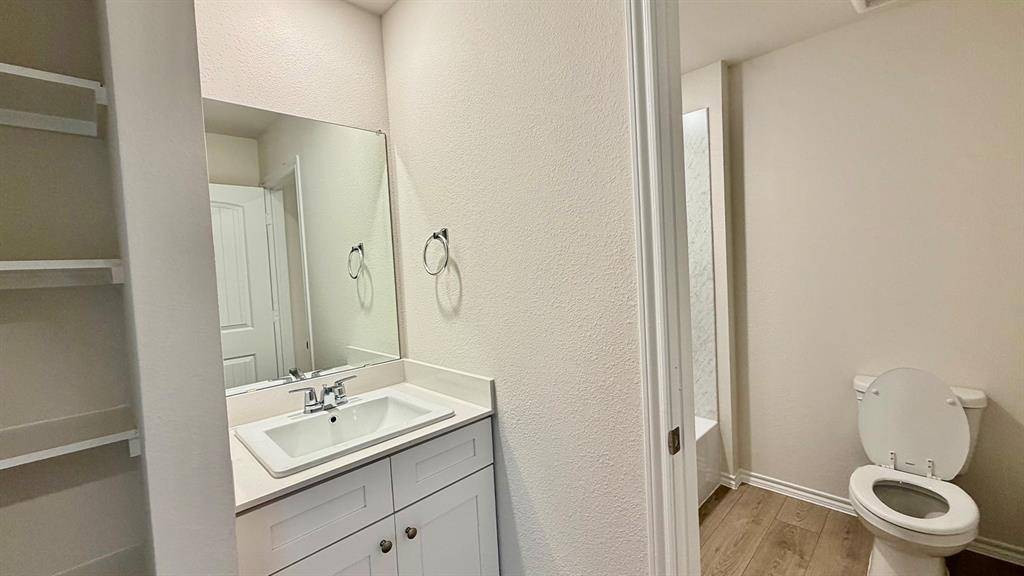 2003 Reveille Way, Terrell, TX 75160