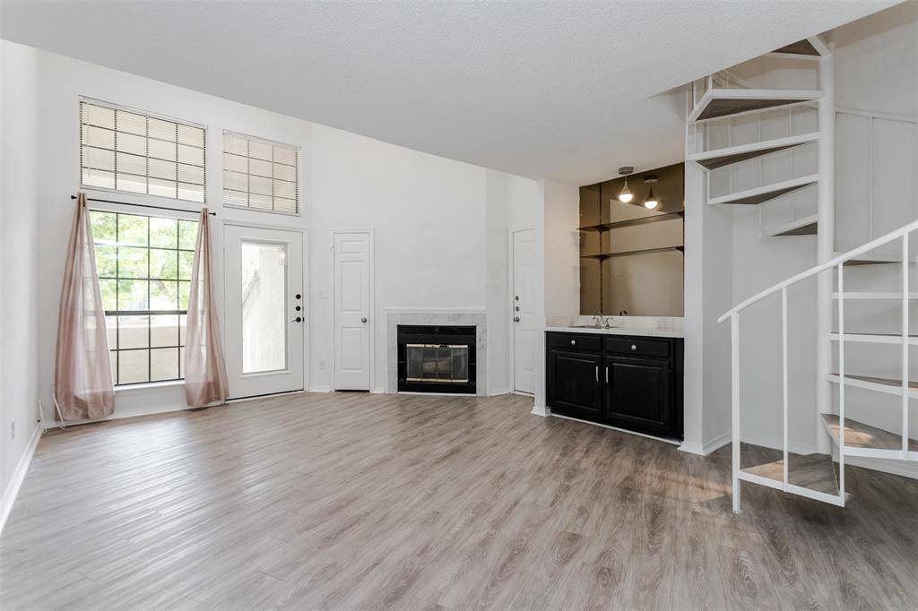 5590 Spring Valley Road #F206, Dallas, TX 75254