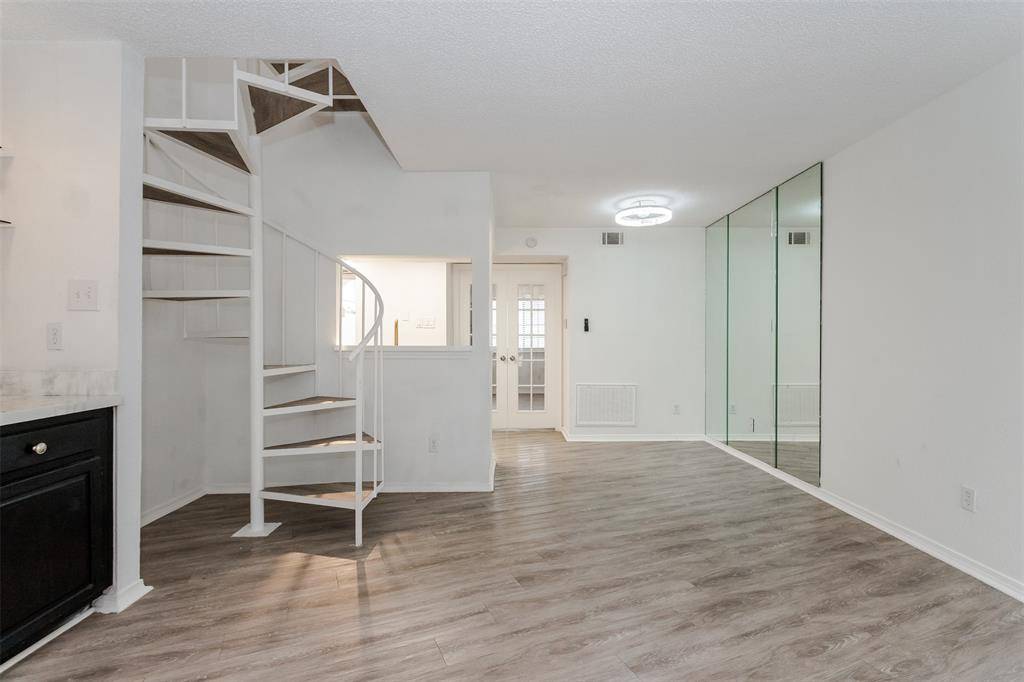 5590 Spring Valley Road #F206, Dallas, TX 75254