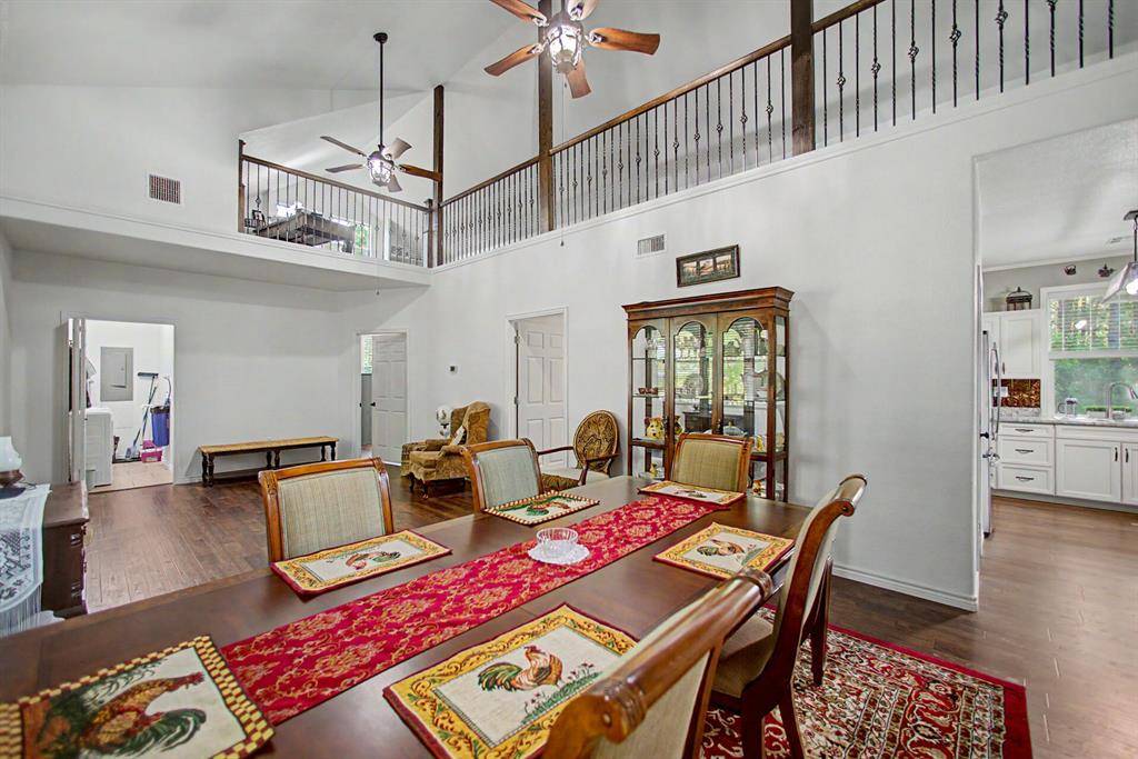 2874 An County Road 335, Palestine, TX 75803