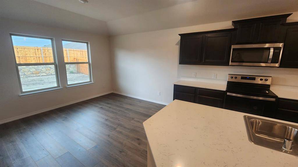 506 White Willow Drive, Josephine, TX 75189