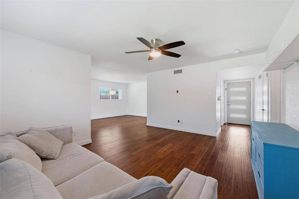 7208 Overhill Road, Fort Worth, TX 76116