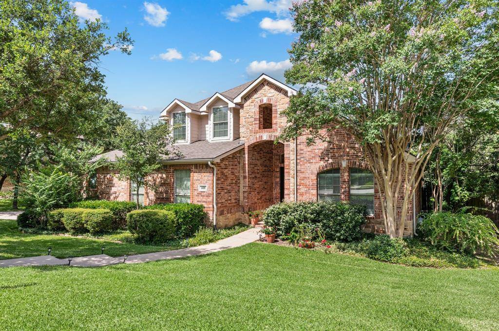 808 Briar Ridge Drive, Keller, TX 76248