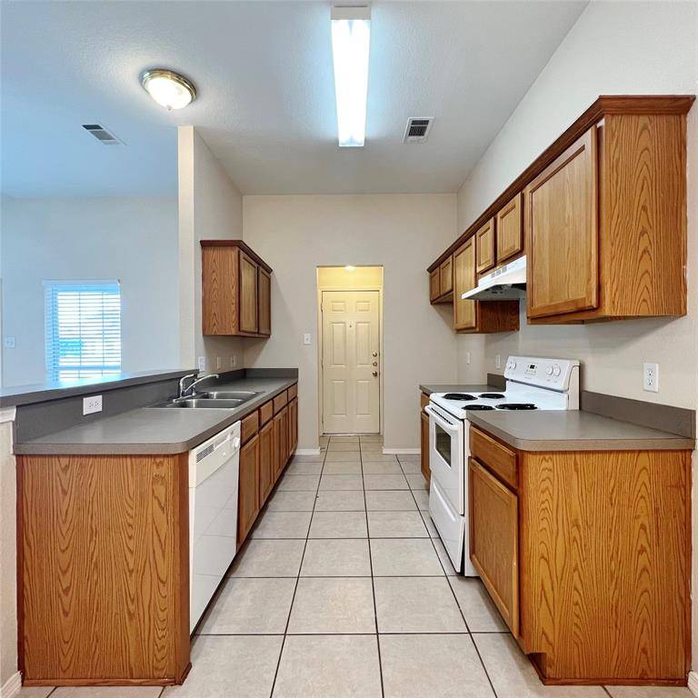 7811 Novella Drive, Fort Worth, TX 76134