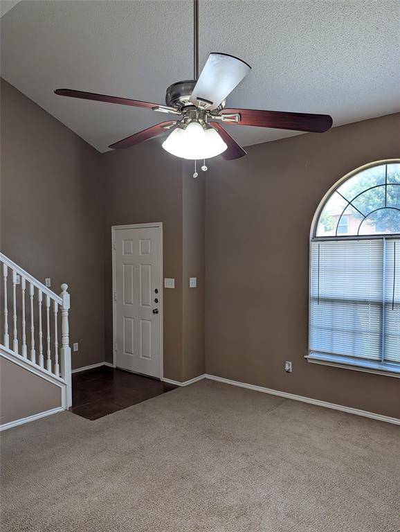 700 Flamingo Drive, Saginaw, TX 76131