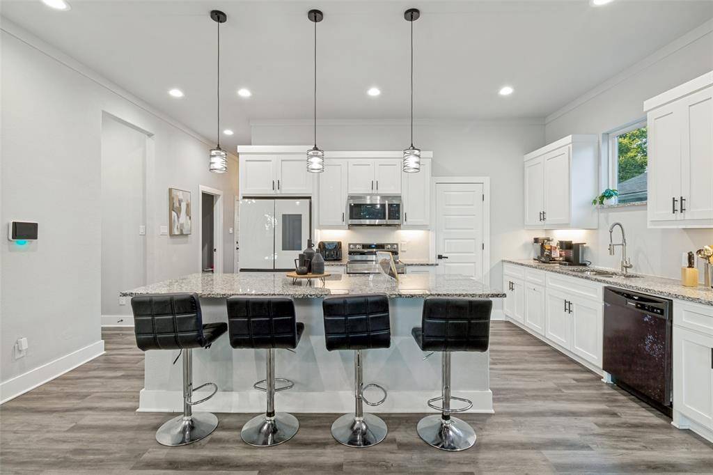 7909 Ivory Lane, Dallas, TX 75216