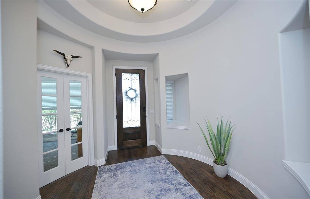 213 Oakcrest Drive, Justin, TX 76247
