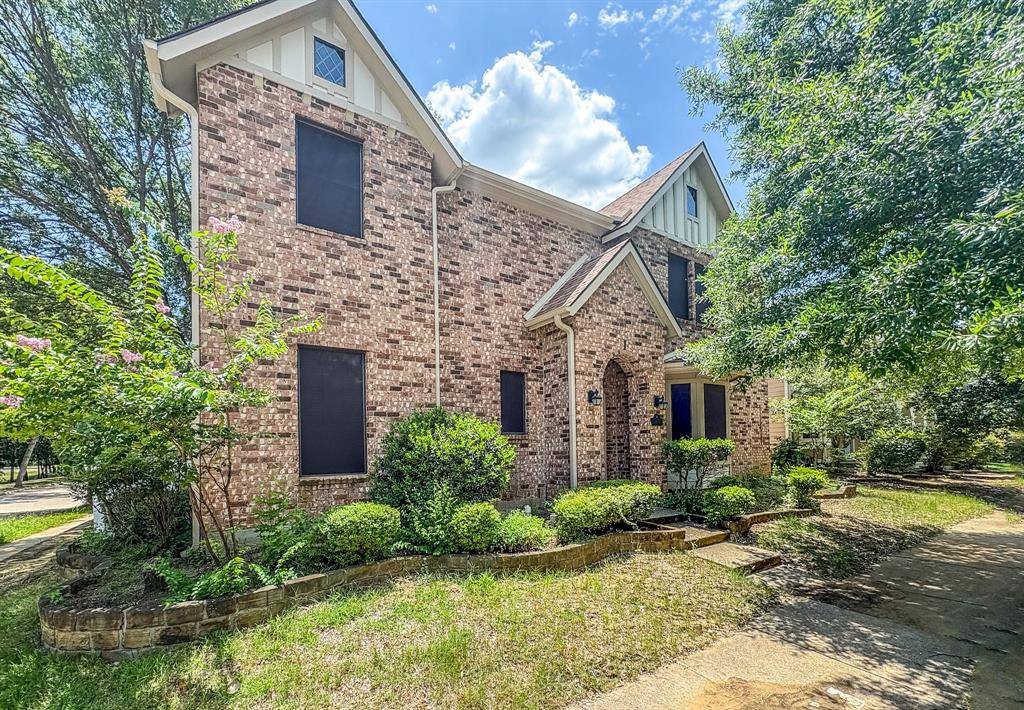 1528 Chestnut Drive, Savannah, TX 76227