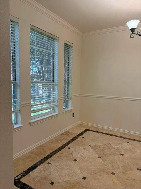 508 BRIAROAKS Drive, Lake Dallas, TX 75065