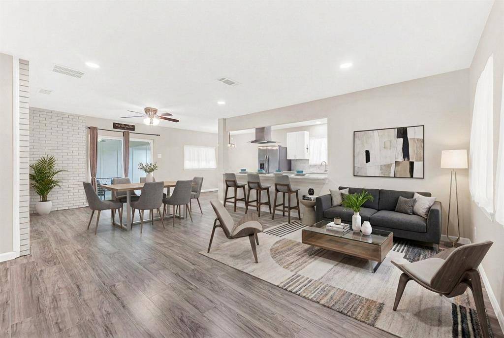 745 Pinehurst Drive, Richardson, TX 75080