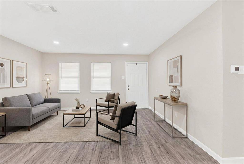 745 Pinehurst Drive, Richardson, TX 75080