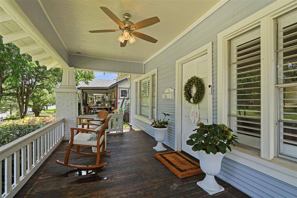2208 Western Avenue, Fort Worth, TX 76107