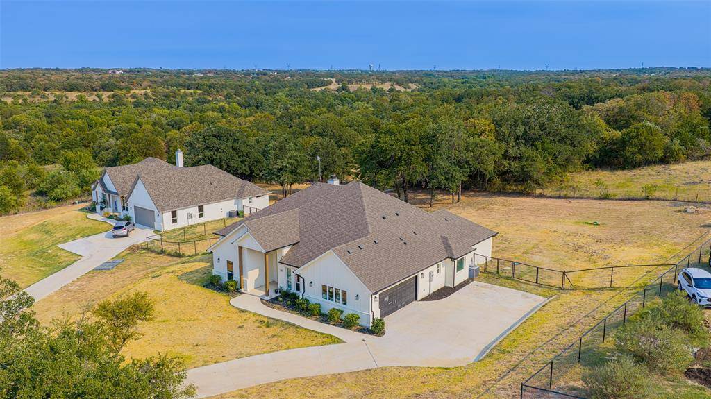 182 Saddle Horn Trail, Boyd, TX 76023
