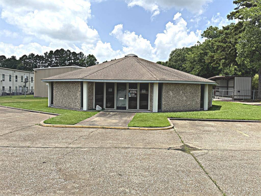 1208 S Chestnut Street, Lufkin, TX 75901