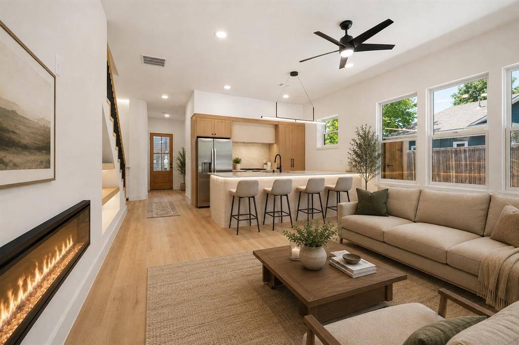1600 Washington Avenue, Fort Worth, TX 76104