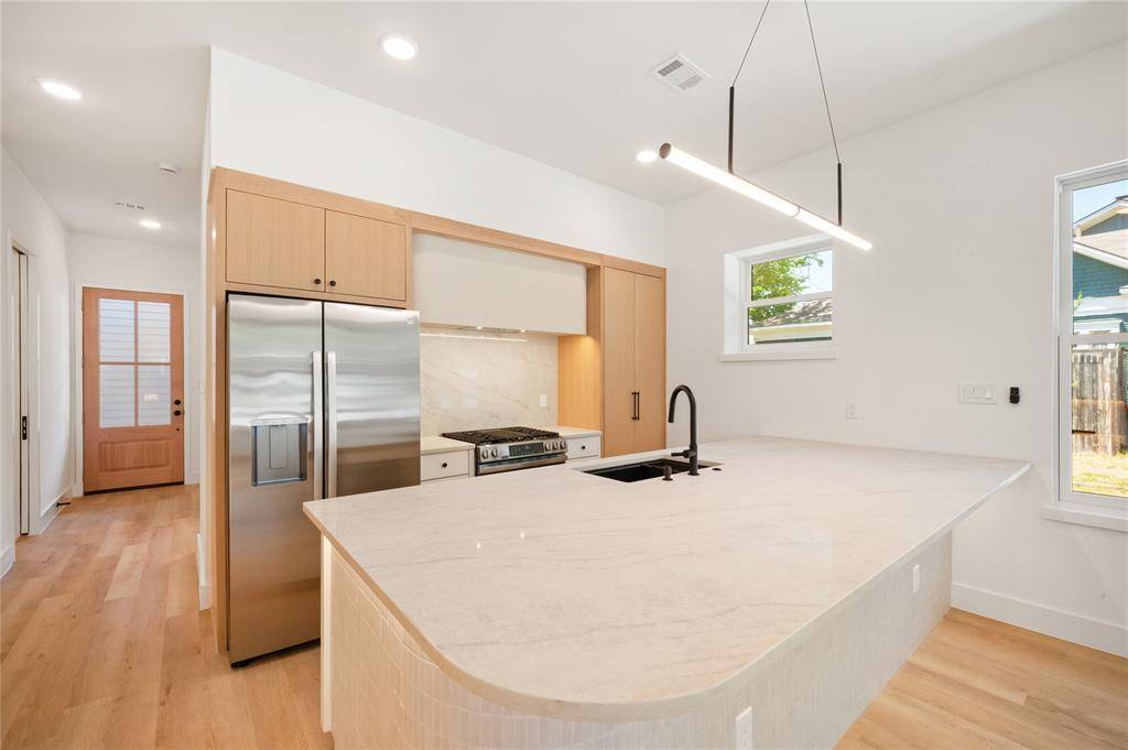 1600 Washington Avenue, Fort Worth, TX 76104