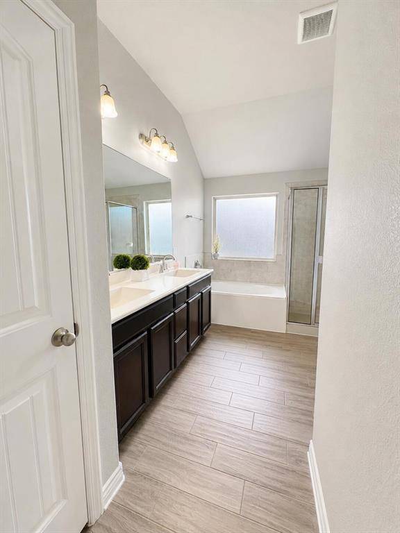 347 Chamberlain Drive, Fate, TX 75189