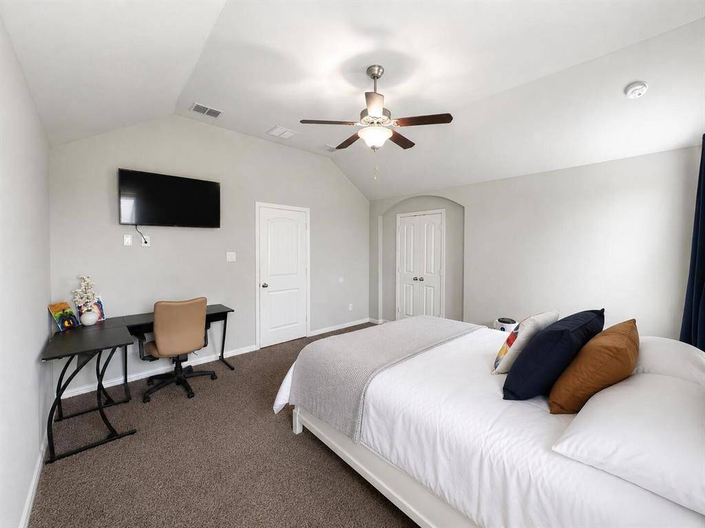 347 Chamberlain Drive, Fate, TX 75189