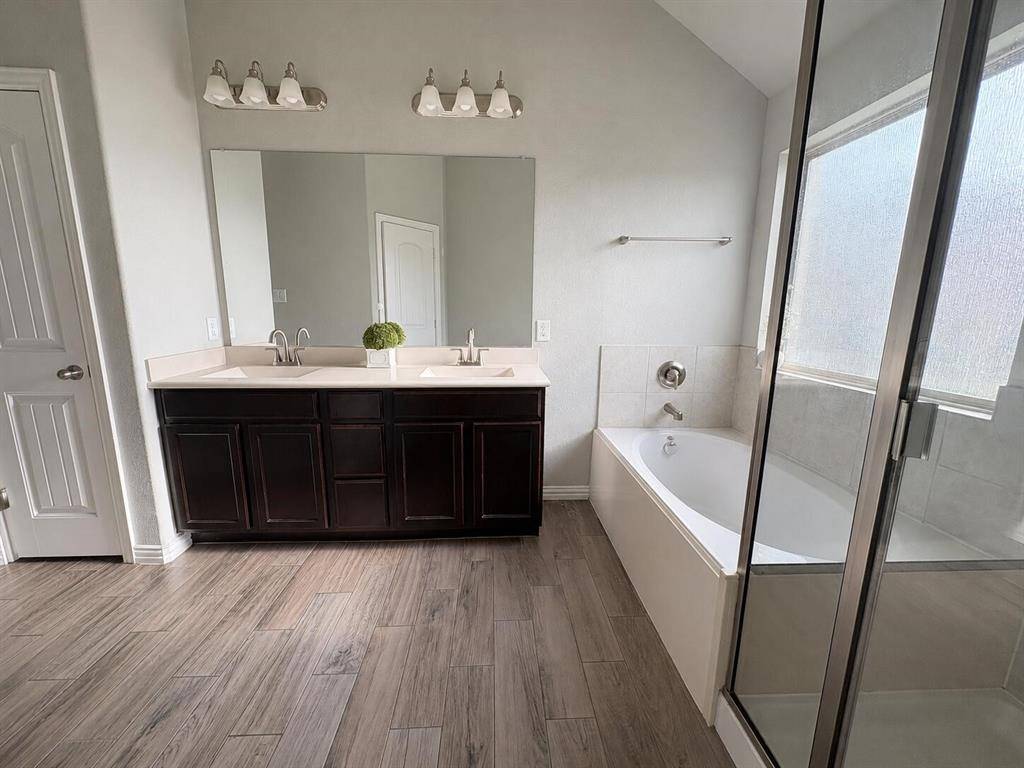 347 Chamberlain Drive, Fate, TX 75189