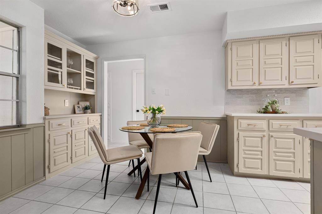 1422 Lincoln Drive, Carrollton, TX 75006
