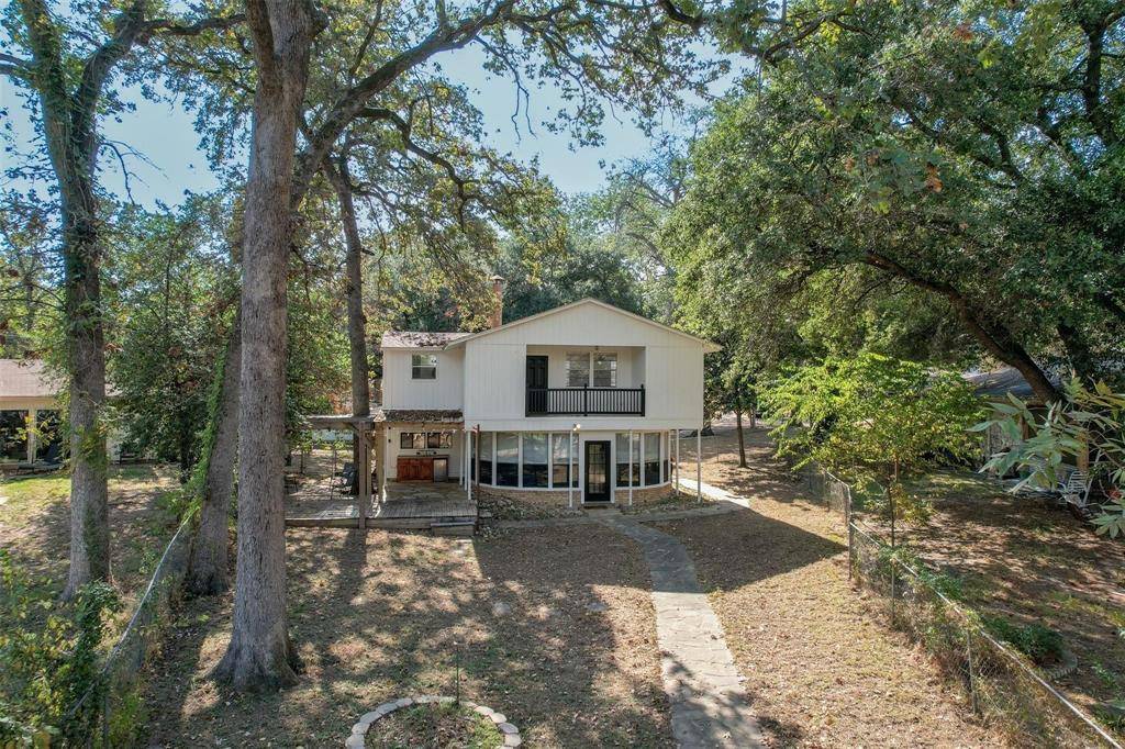 2328 Wildwood Way, Tool, TX 75143