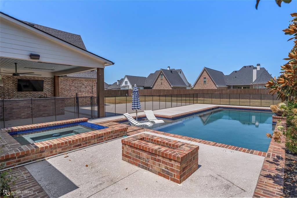 624 Silkwood Drive, Benton, LA 71006