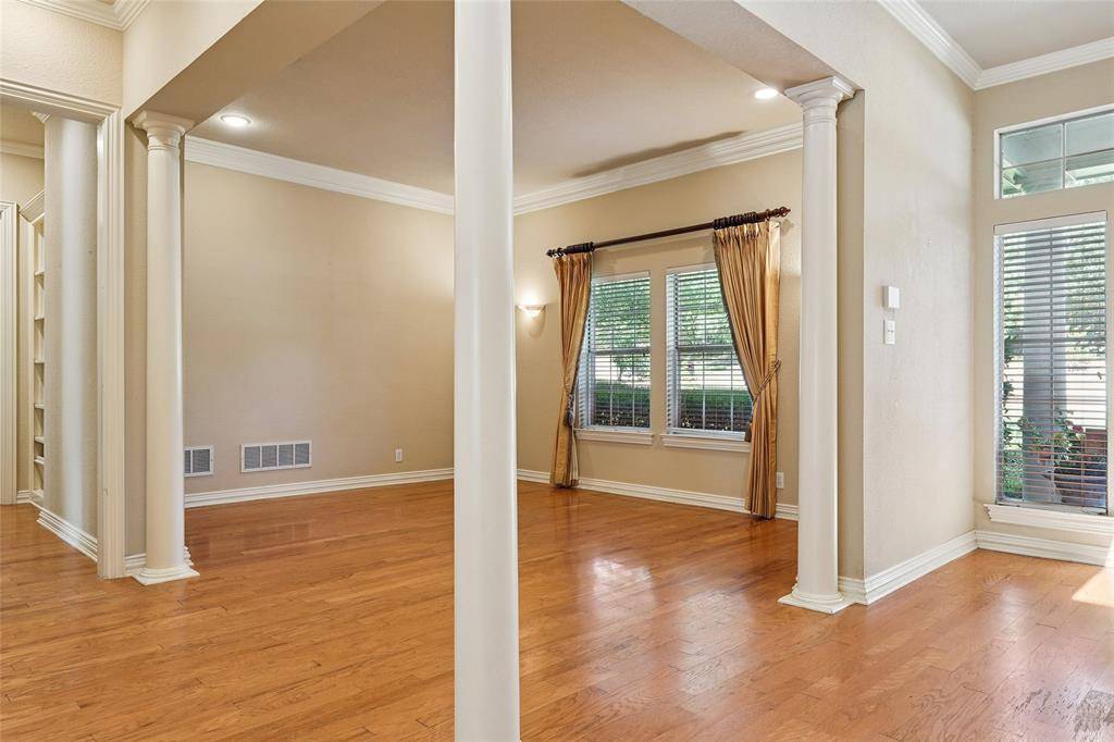 27 Oak Forrest Circle, Denton, TX 76210